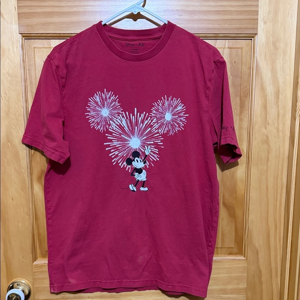 Disney/American Eagle Collaboration Mickey Mouse Fireworks Shirt Sleeve Tee